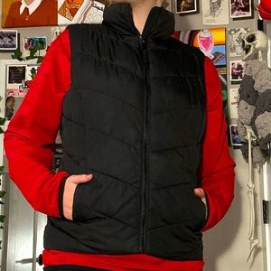 Aeropostale black puffer vest🖤